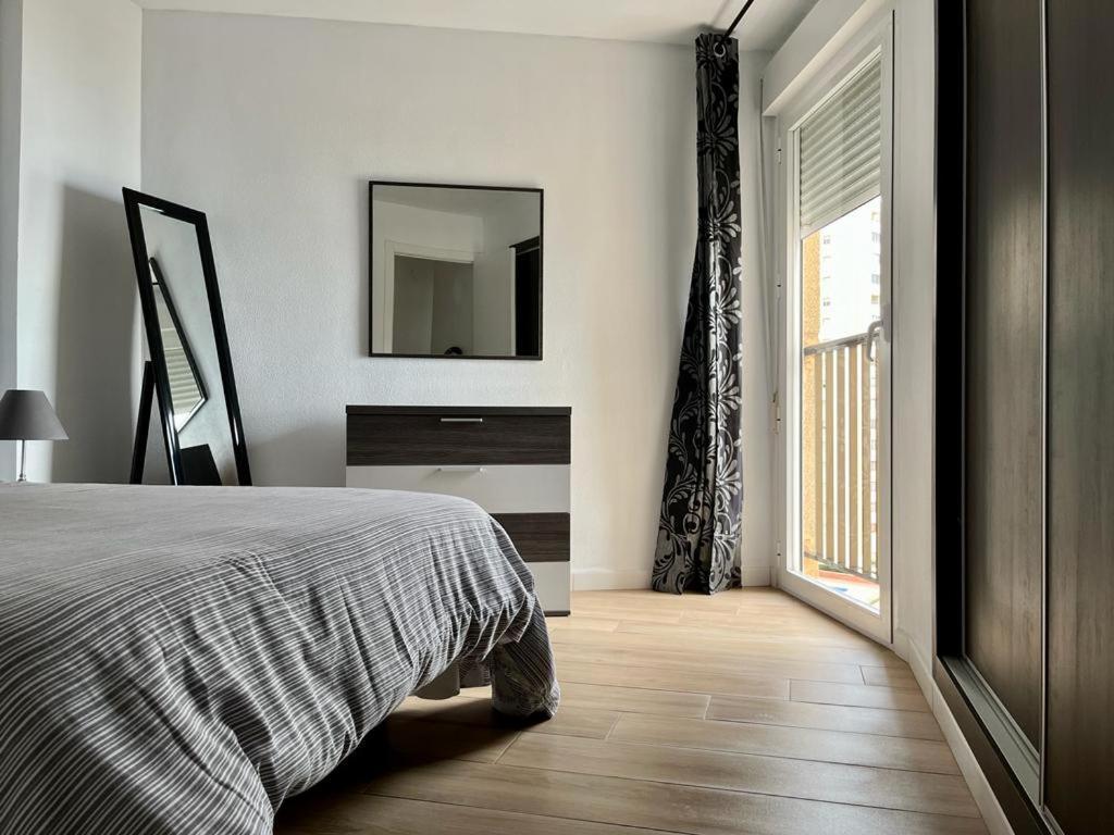 Apartamento Frente Al Mar En Calpe Con Parking Para 4 Personas Exterior photo